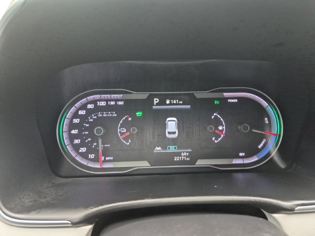 Used 2022 Hyundai Tucson Blue w/ Cargo Package AWD/4WD image 14