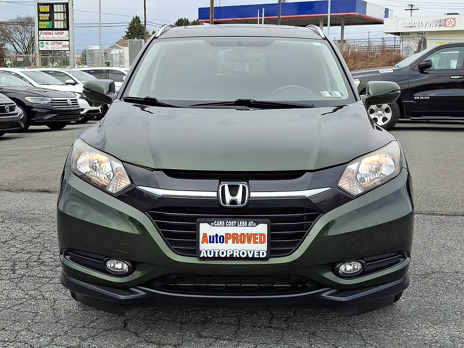 Used 2017 Honda HR-V EX-L image 2