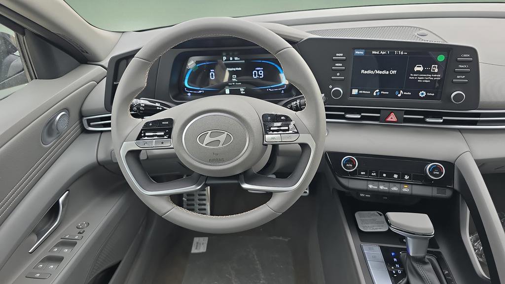 New 2026 Hyundai Elantra Sport FWD image 23
