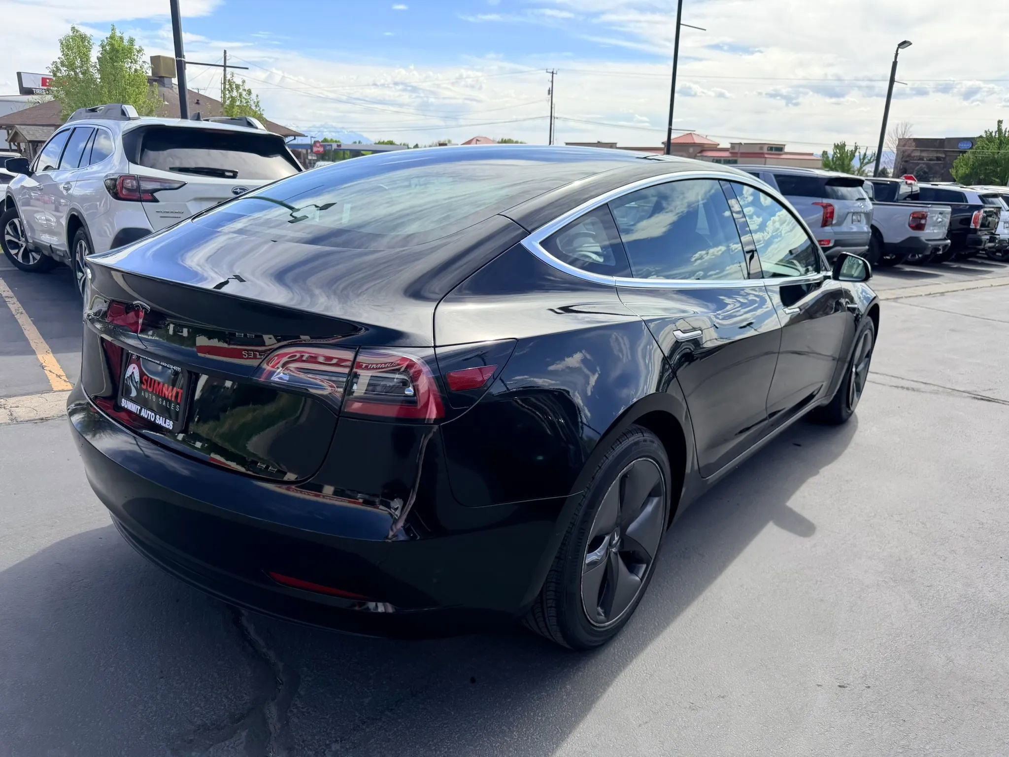 Used 2018 Tesla Model 3 Long Range image 4