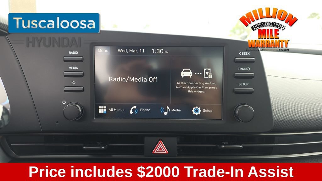 Used 2025 Hyundai Elantra Sport FWD image 19