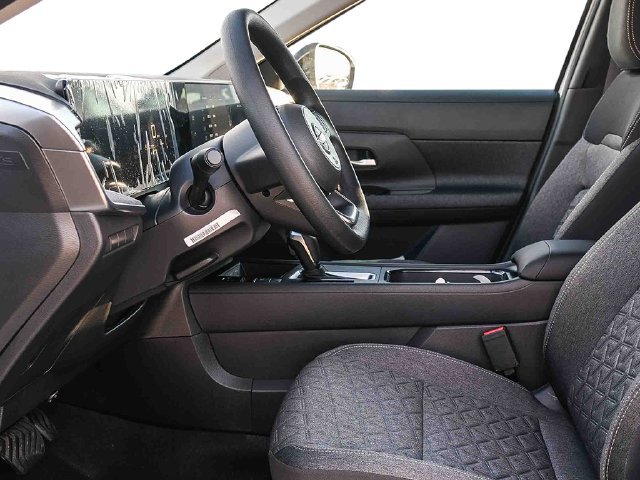 New 2027 Nissan Kicks SV AWD/4WD image 12