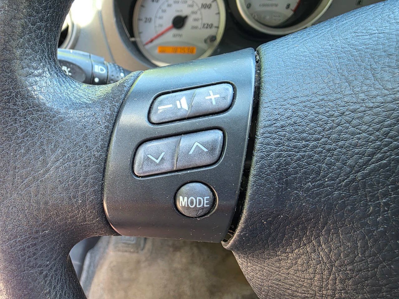 Used 2005 Toyota RAV4 4WD image 17