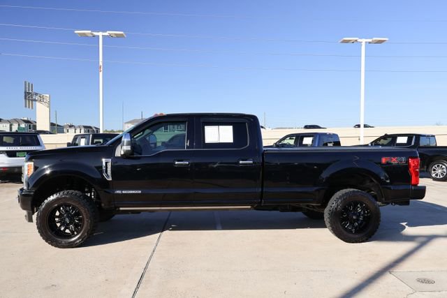 Used 2017 Ford F350 Platinum w/ Platinum Ultimate Package image 4