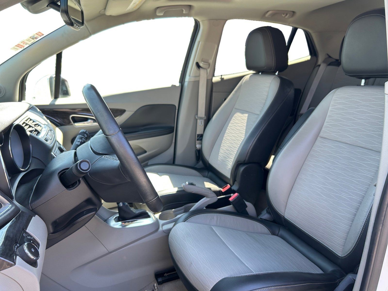 Used 2016 Buick Encore Sport Touring FWD image 9