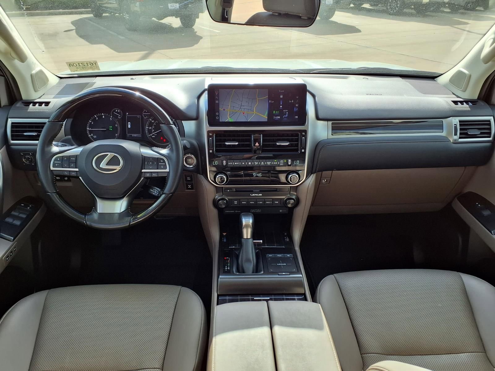 Used 2022 Lexus GX 460 Premium w/ Accessory Package image 11