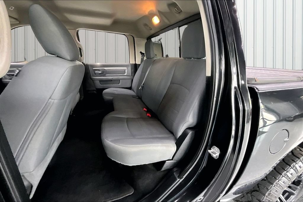 Used 2017 RAM 1500 Classic SLT AWD/4WD image 20