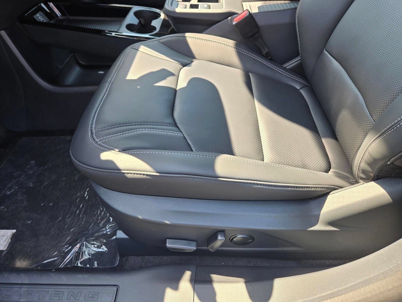 New 2026 Ford Mustang Mach-E Premium AWD/4WD image 8