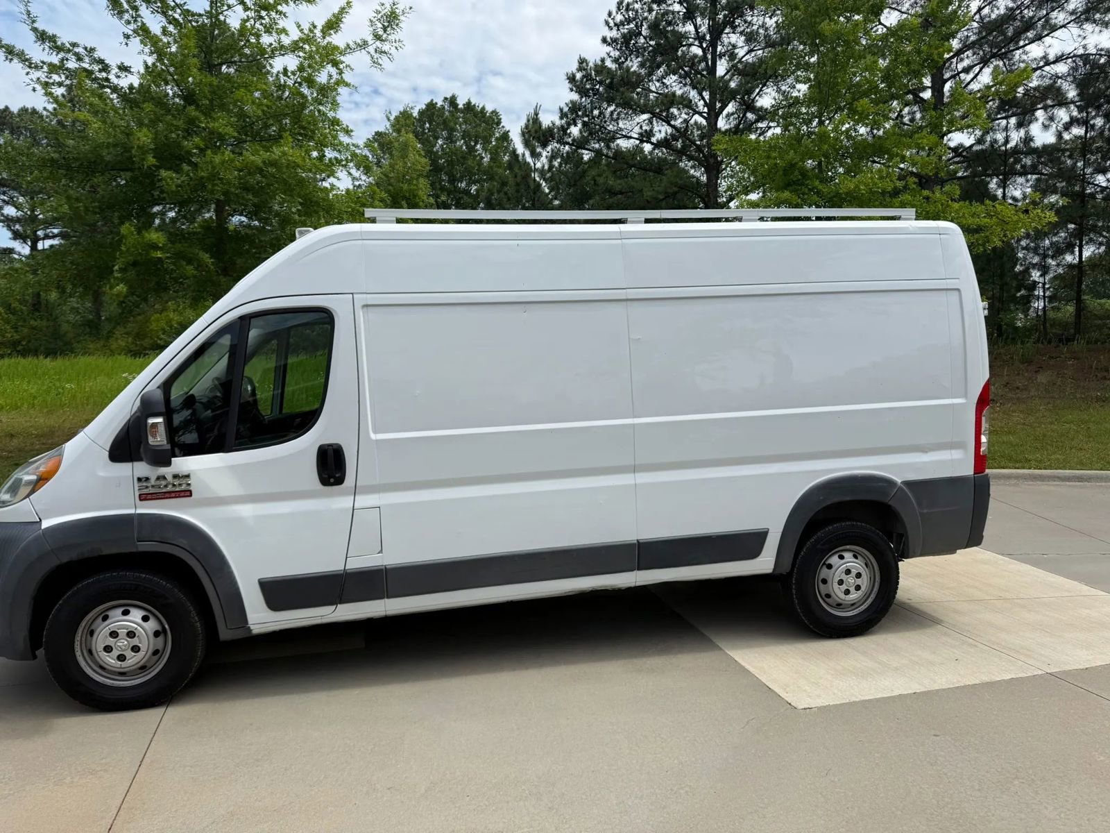 Used 2017 RAM ProMaster 2500 w/ Interior Convenience Group FWD image 5