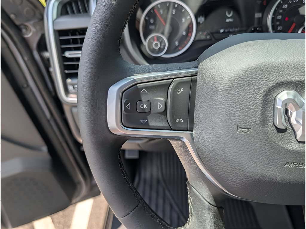 New 2026 RAM 3500 Big Horn AWD/4WD image 15