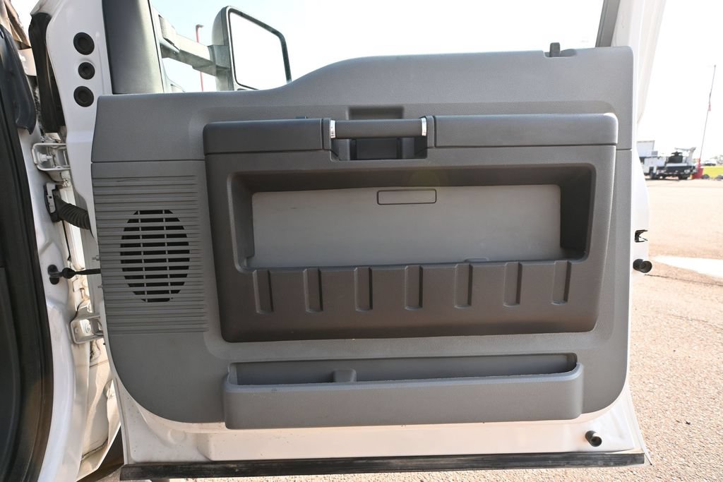 Used 2015 Ford F550 Luxury RWD image 60