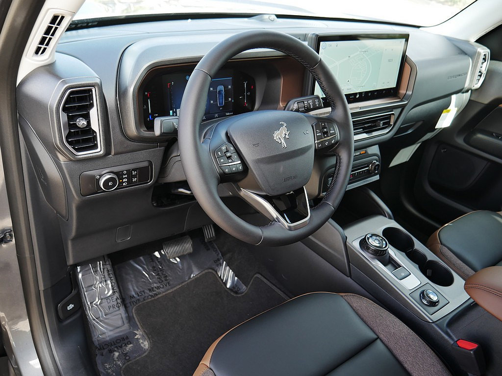 New 2026 Ford Bronco Sport Outer Banks w/ Outer Banks Tech Package+ AWD/4WD image 11