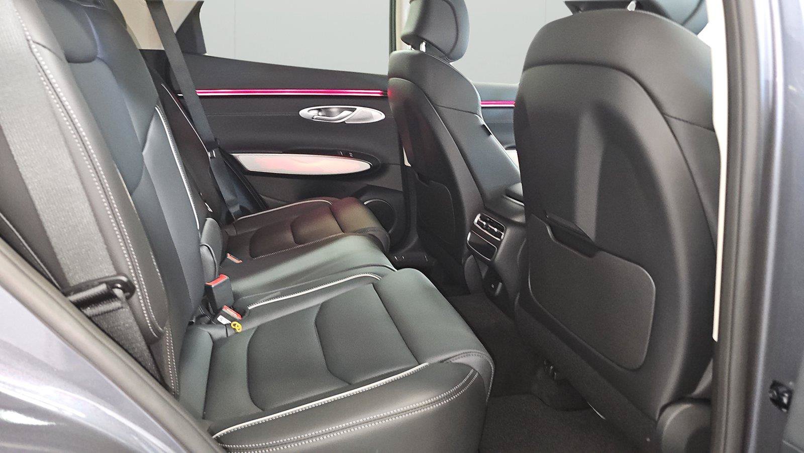 New 2027 Genesis GV70 2.5T Advanced AWD/4WD image 13