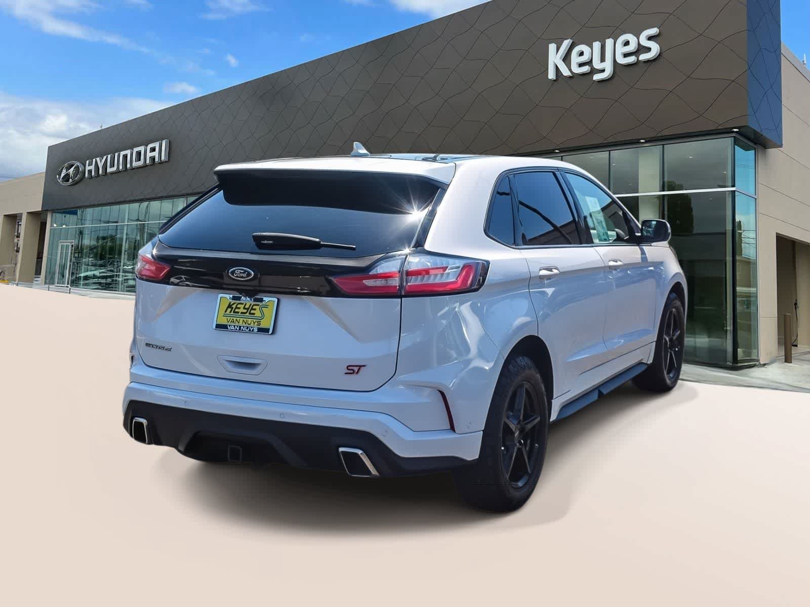 Used 2019 Ford Edge ST w/ Equipment Group 401A AWD/4WD image 4