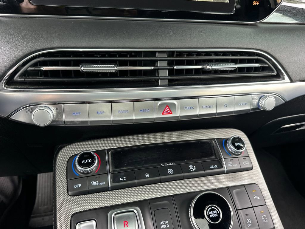 Used 2022 Hyundai Palisade Calligraphy w/ Winter Package image 22
