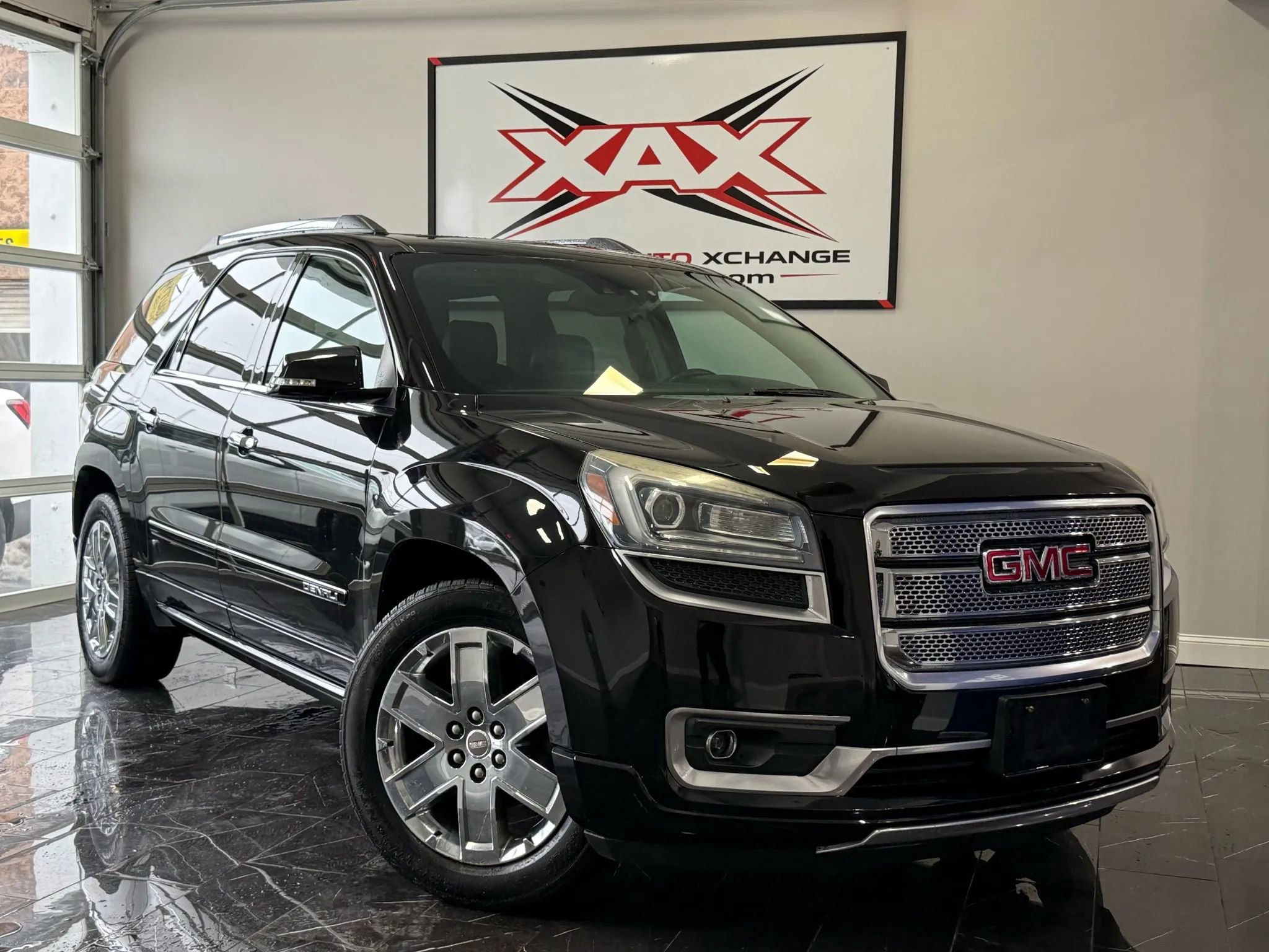 Used 2016 GMC Acadia Denali image 1