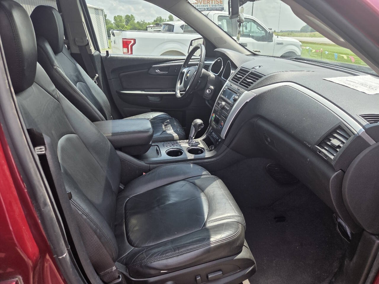 Used 2010 Chevrolet Traverse LT w/ Personal Connectivity Package FWD image 10