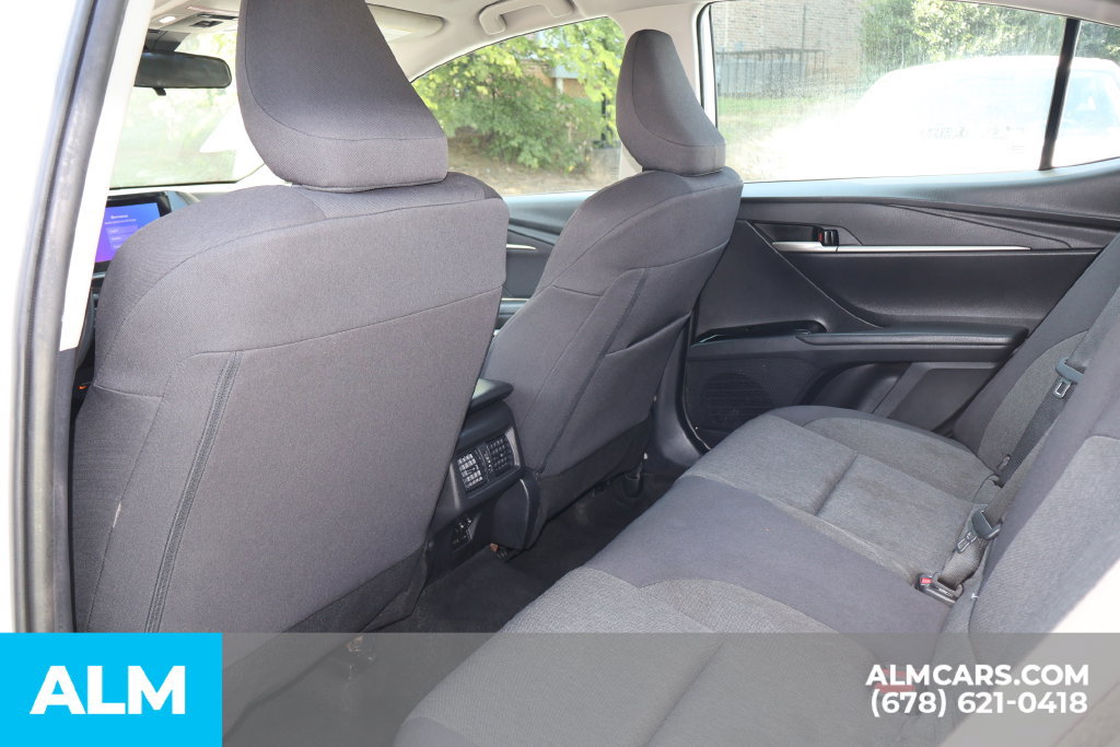 Used 2025 Toyota Camry LE FWD image 17