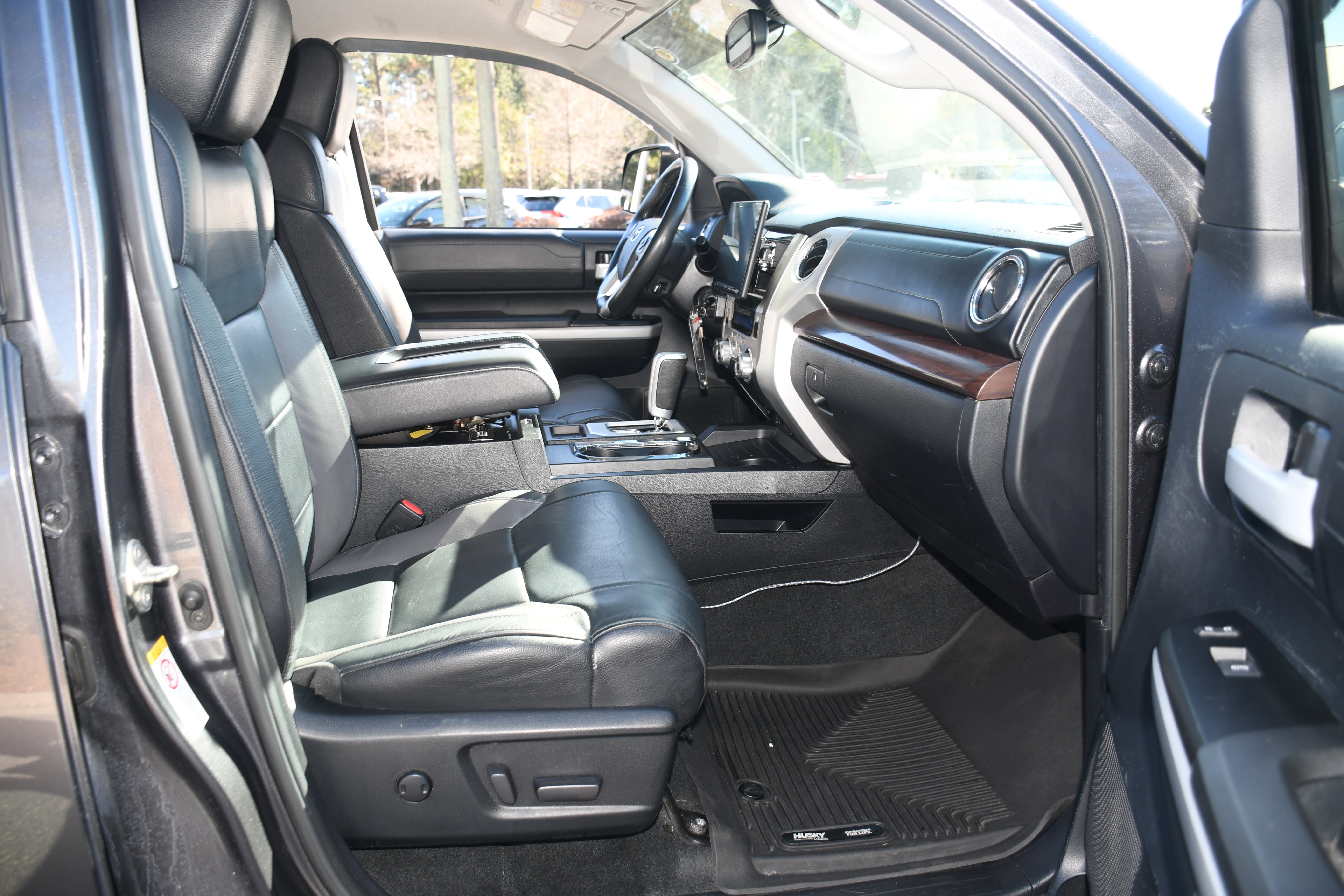 Used 2019 Toyota Tundra Limited image 20