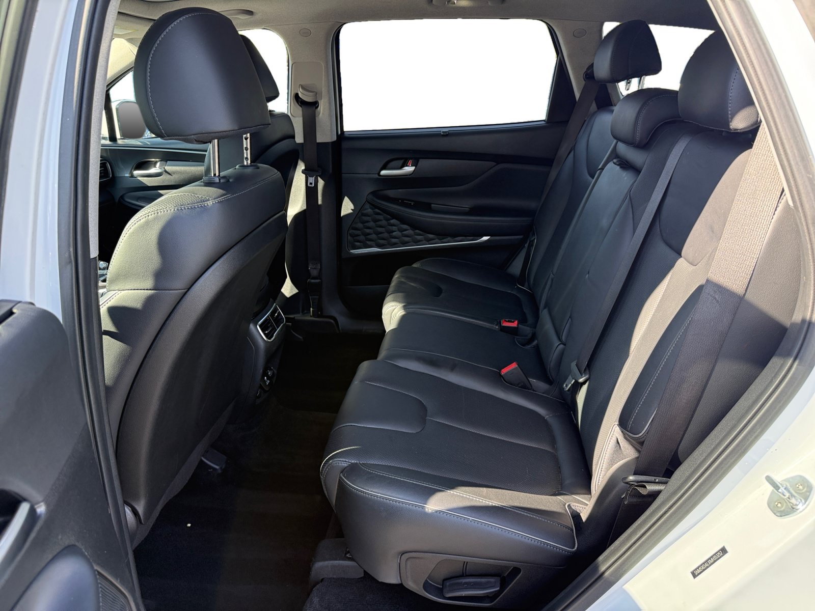 Used 2021 Hyundai Santa Fe Limited AWD/4WD image 16