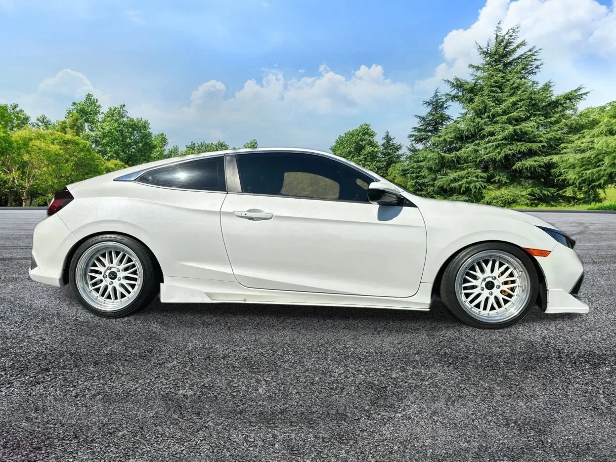 Used 2019 Honda Civic Sport image 5