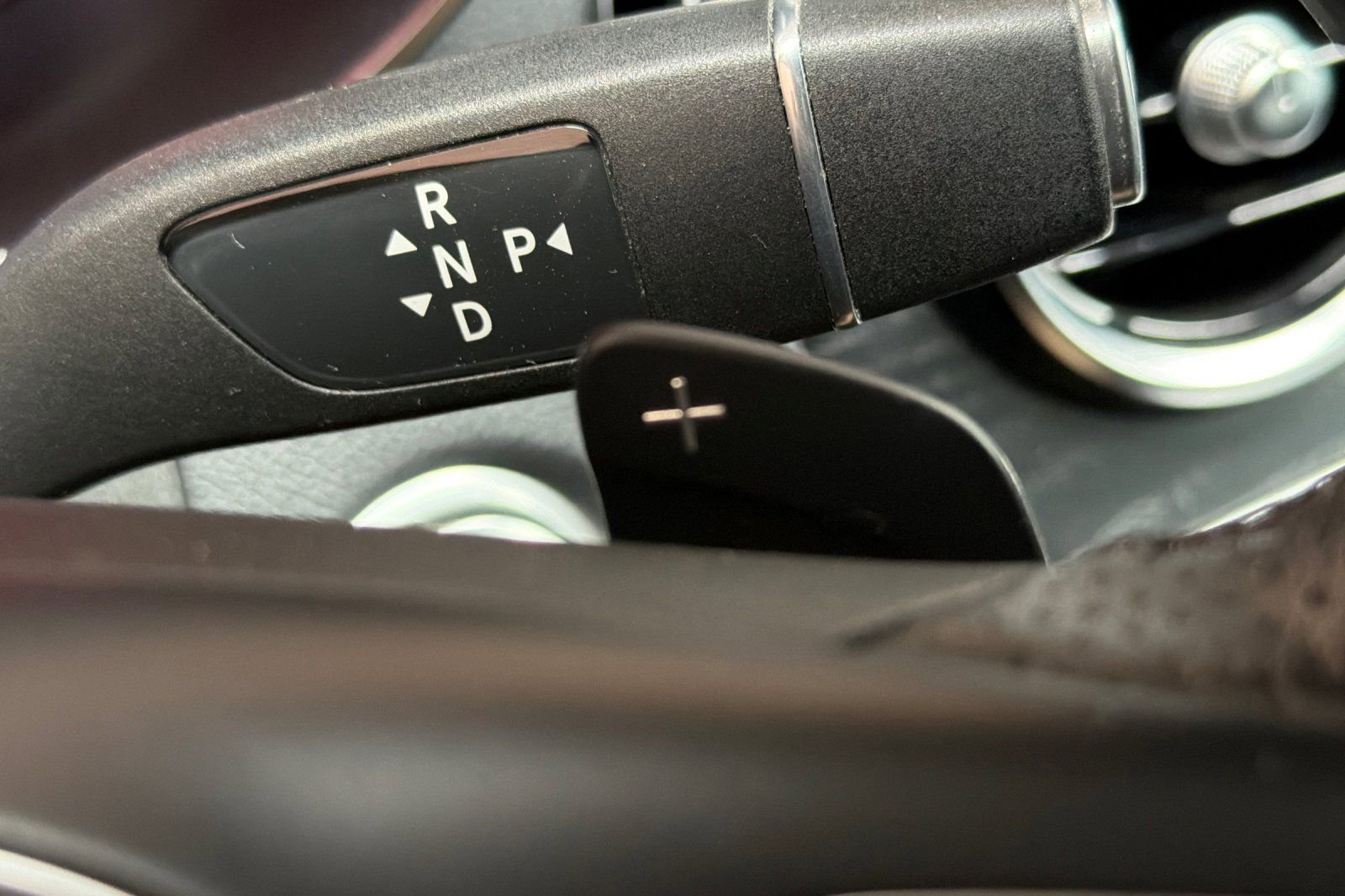 Used 2019 Mercedes-Benz GLC 300 4MATIC image 35