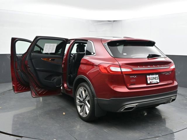 Used 2016 Lincoln MKX Reserve w/ Driver Assistance Package image 35