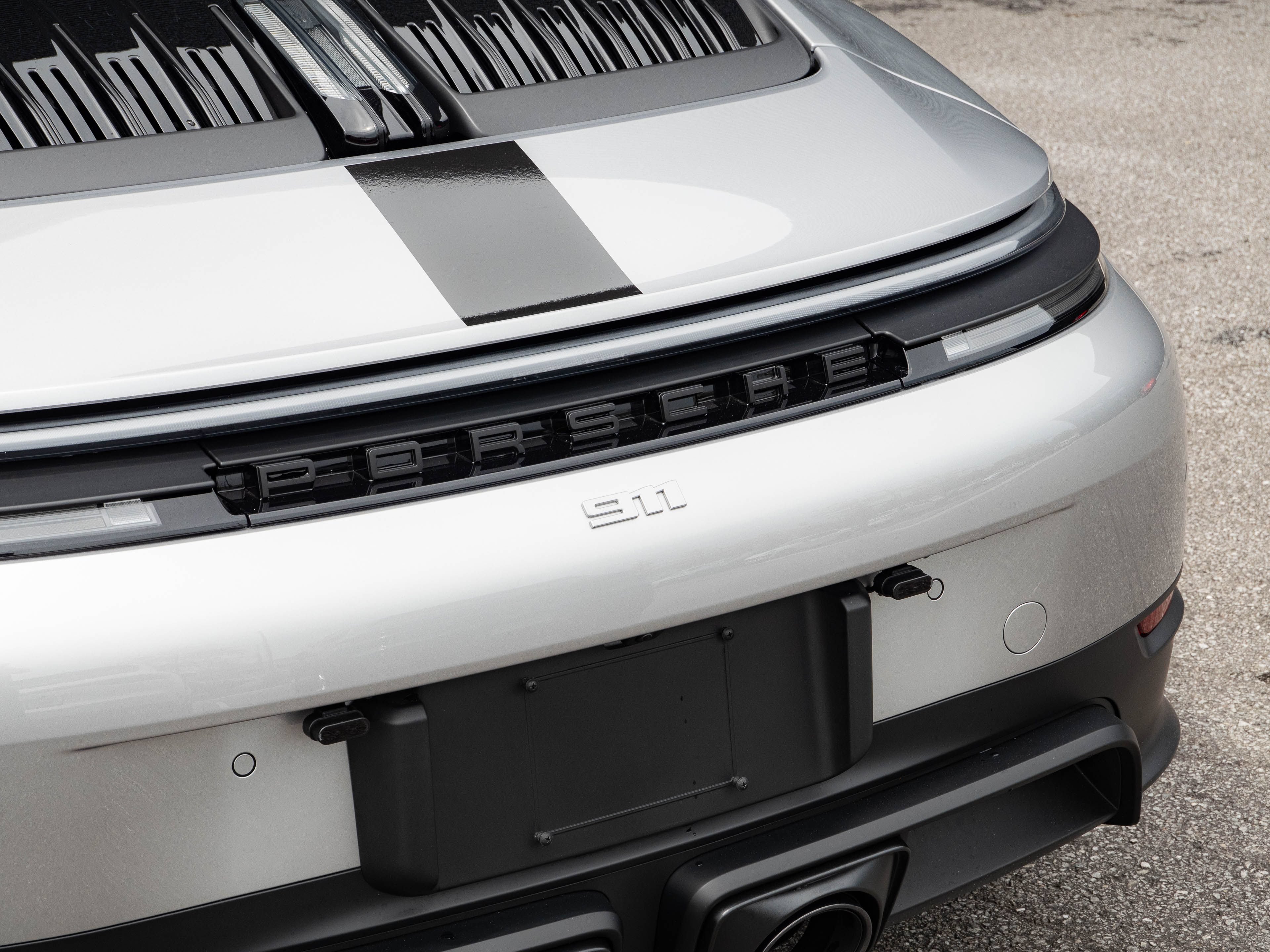 Certified 2025 Porsche 911 Carrera GTS RWD image 30