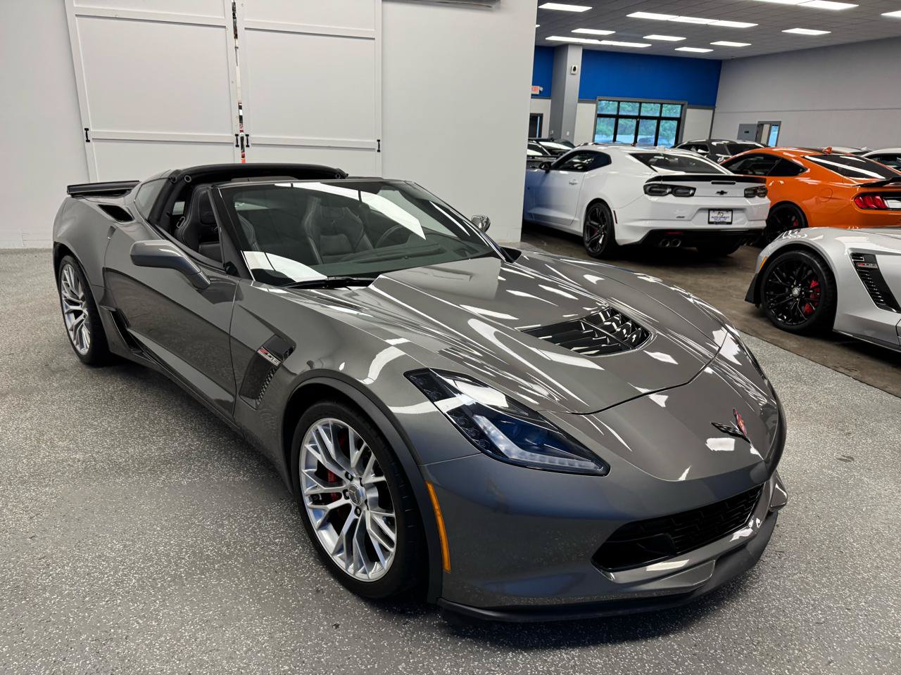 Used 2015 Chevrolet Corvette Z06 w/ 2LZ Preferred Equipment Group RWD image 4