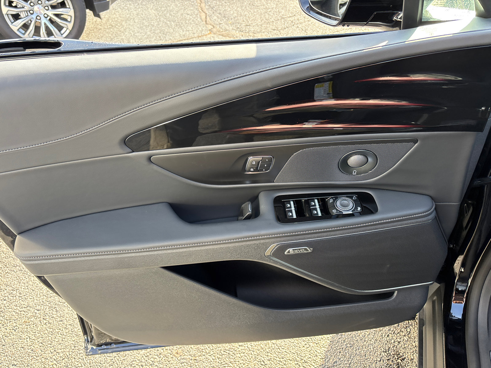 New 2026 Lincoln Nautilus Reserve image 11