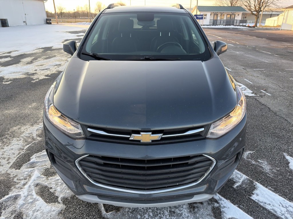 Used 2021 Chevrolet Trax LT w/ LT Convenience Package image 10