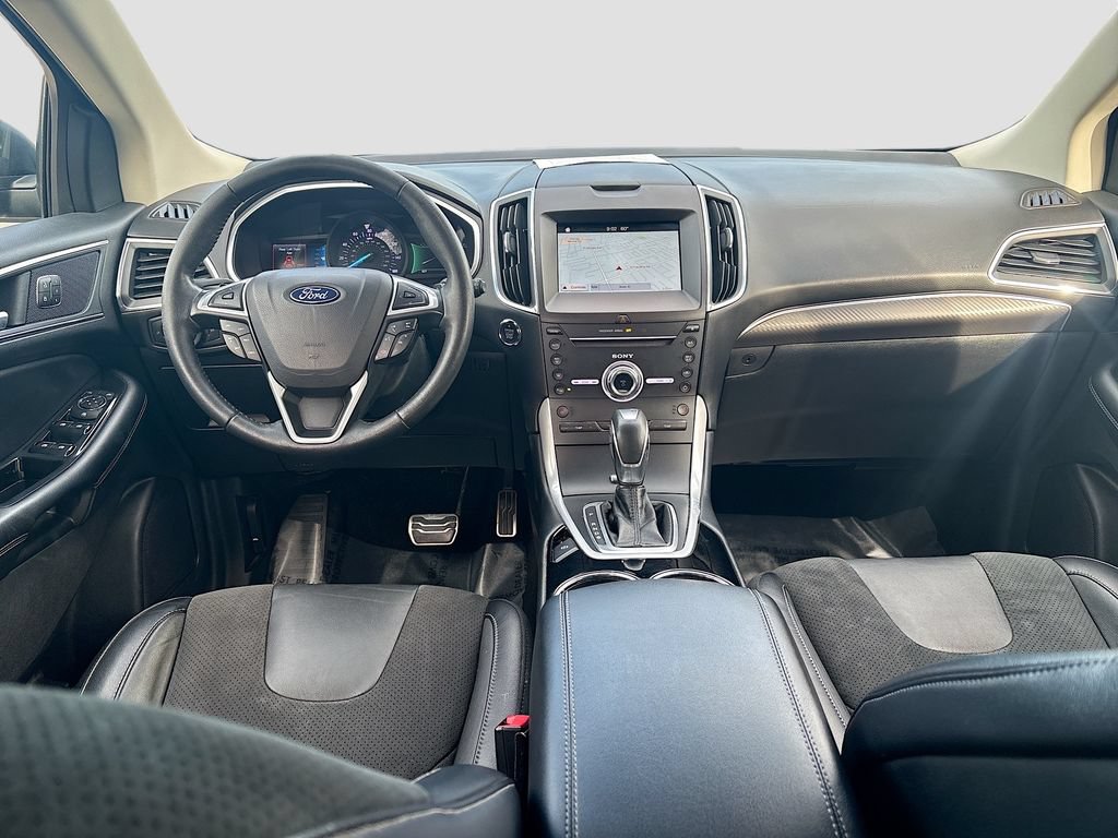 Used 2018 Ford Edge Sport w/ Technology Package AWD/4WD image 22