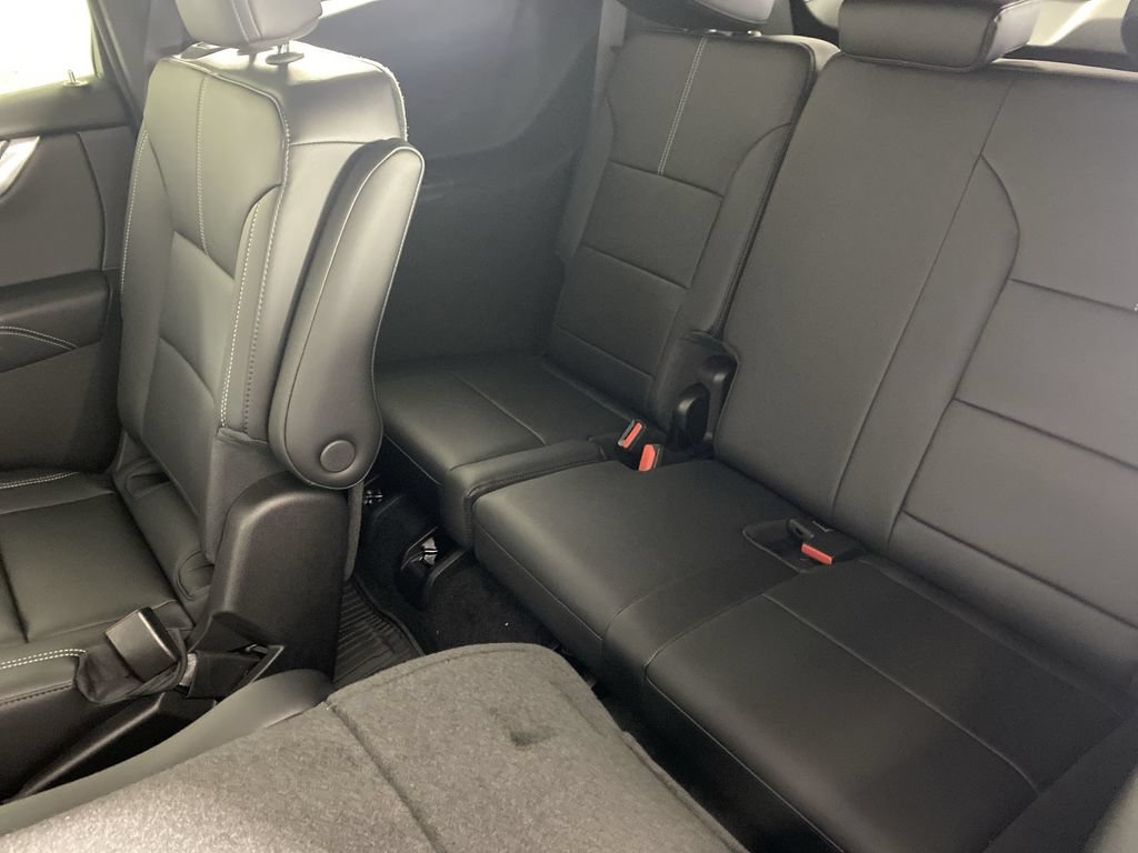 New 2026 GMC Acadia Elevation w/ Elevation Premium Package FWD image 26