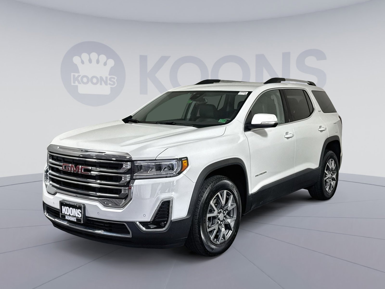 Used 2023 GMC Acadia SLT w/ Preferred Package image 1