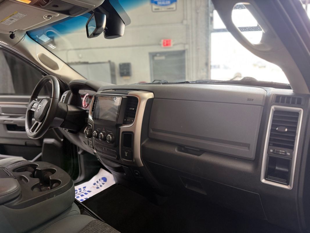Used 2018 RAM 1500 Outdoorsman AWD/4WD image 16