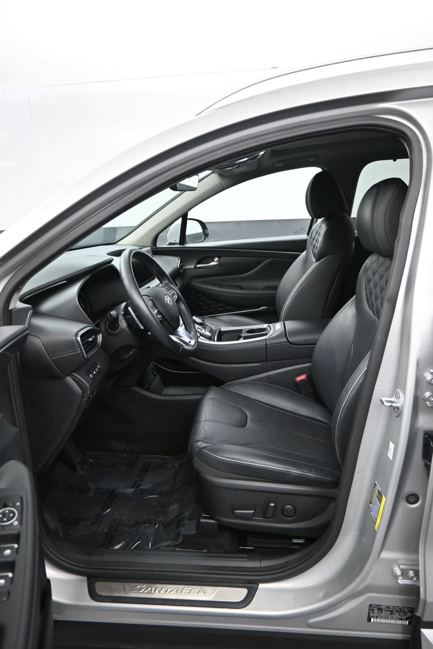 Used 2022 Hyundai Santa Fe SEL Premium w/ Cargo Package AWD/4WD image 11