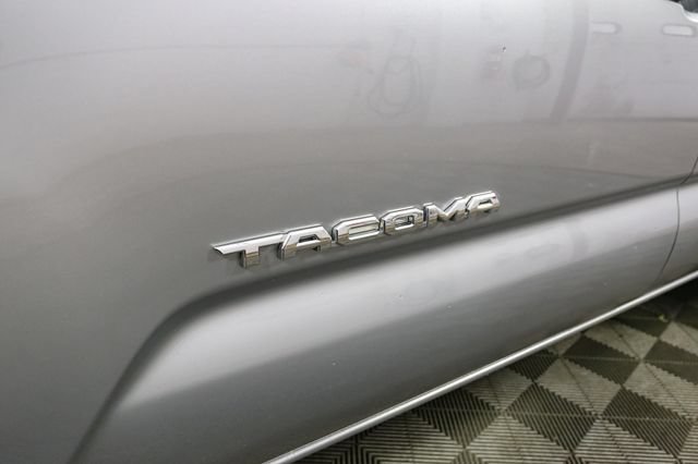 Used 2021 Toyota Tacoma TRD Sport w/ TRD Premium Sport Package AWD/4WD image 7