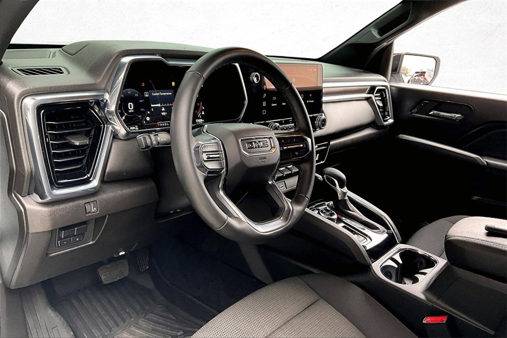 Used 2024 GMC Canyon Elevation w/ Trailering Package image 14