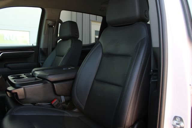 Used 2025 GMC Sierra 1500 SLT AWD/4WD image 19