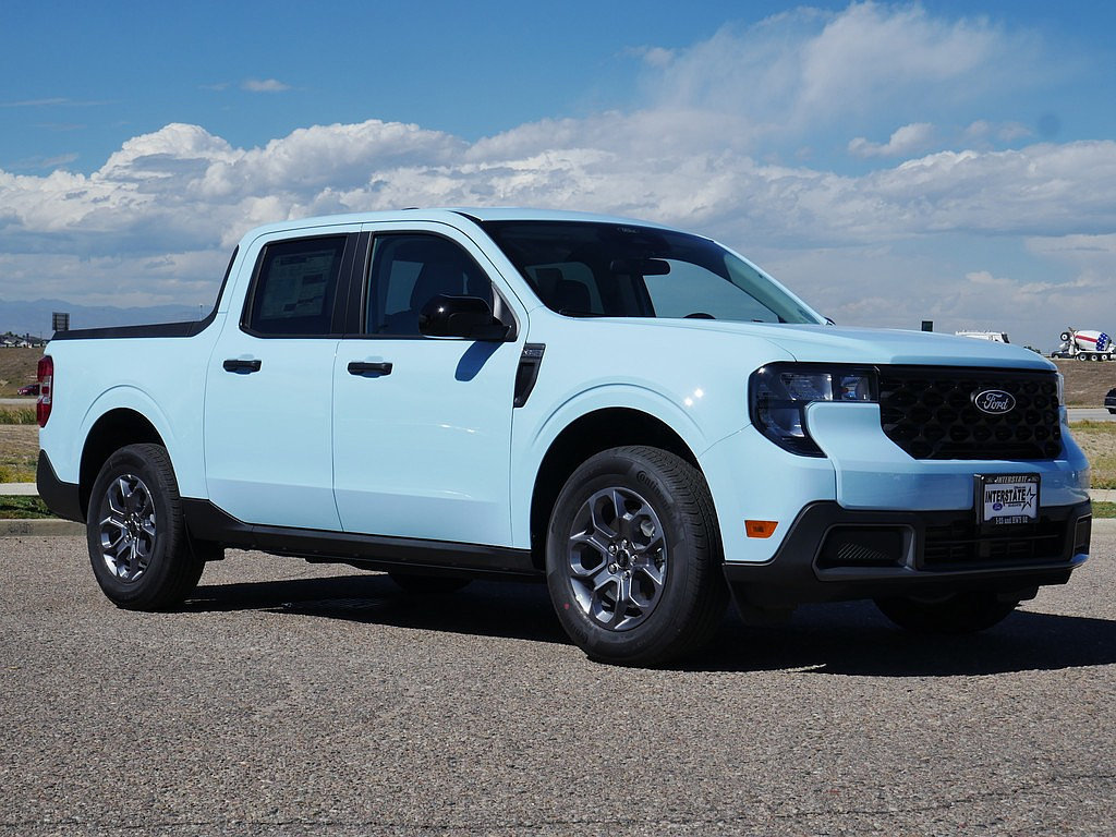 New 2026 Ford Maverick XLT w/ Equipment Group 301A AWD/4WD image 7