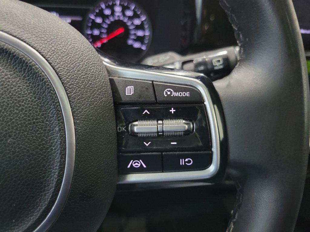 Used 2021 Kia Sorento S w/ Panoramic Sunroof Package FWD image 21
