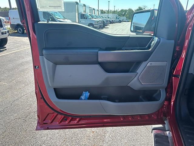 New 2025 Ford F150 XLT w/ Equipment Group 303A High image 15