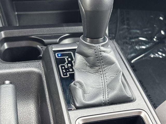 Used 2023 Toyota Tacoma SR AWD/4WD image 22