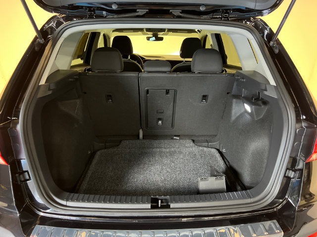 Certified 2024 Volkswagen Taos S FWD image 5