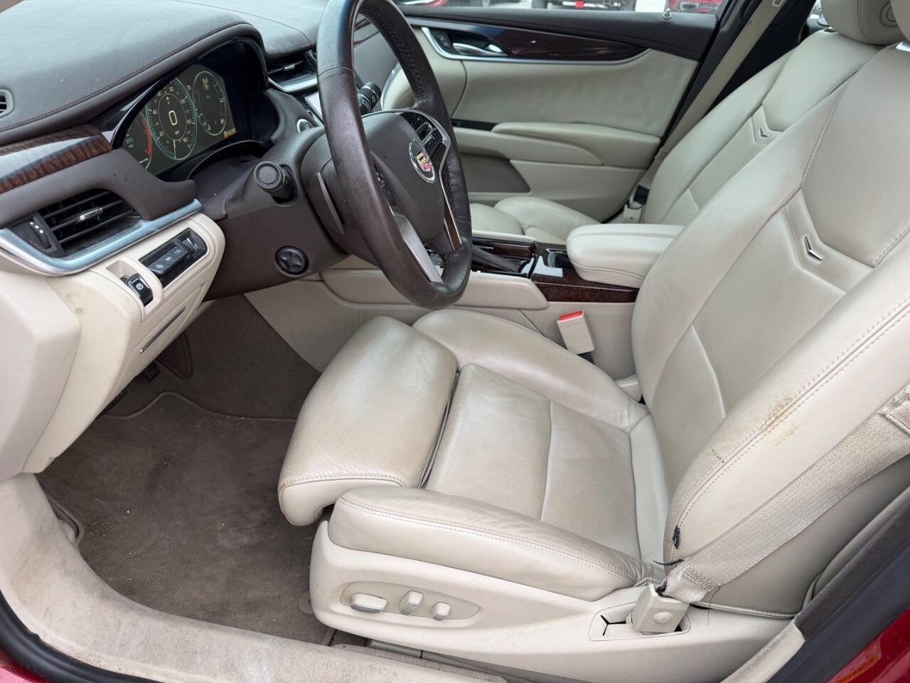 Used 2013 Cadillac XTS Premium image 14