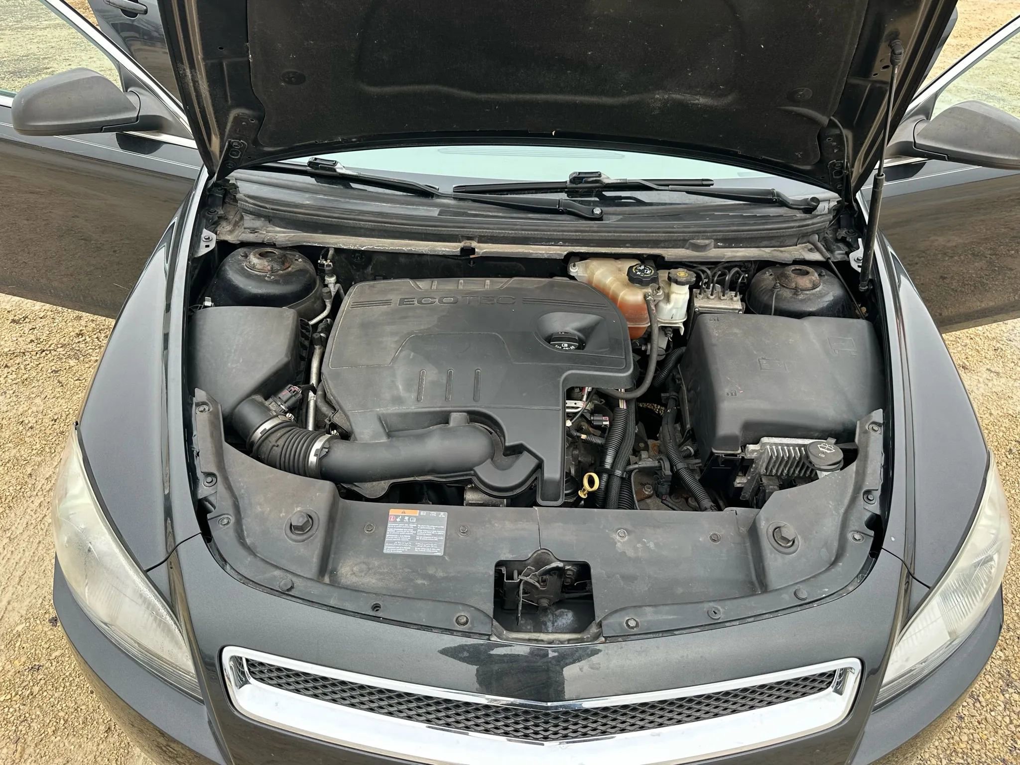 Used 2011 Chevrolet Malibu LS image 9