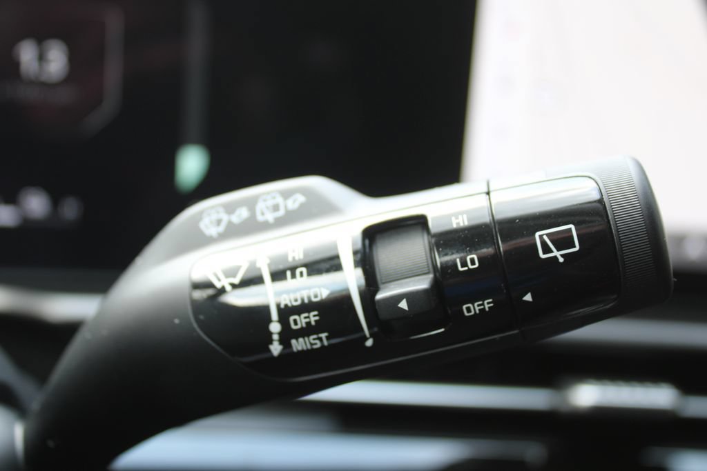 New 2027 Kia Sportage SX Prestige AWD/4WD image 38