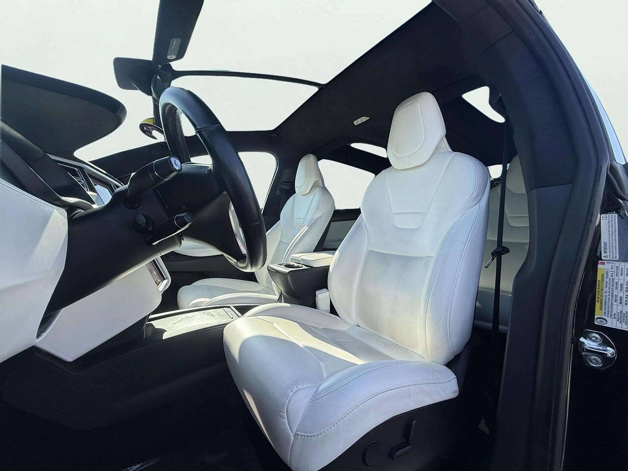 Used 2017 Tesla Model X 75D AWD/4WD image 22