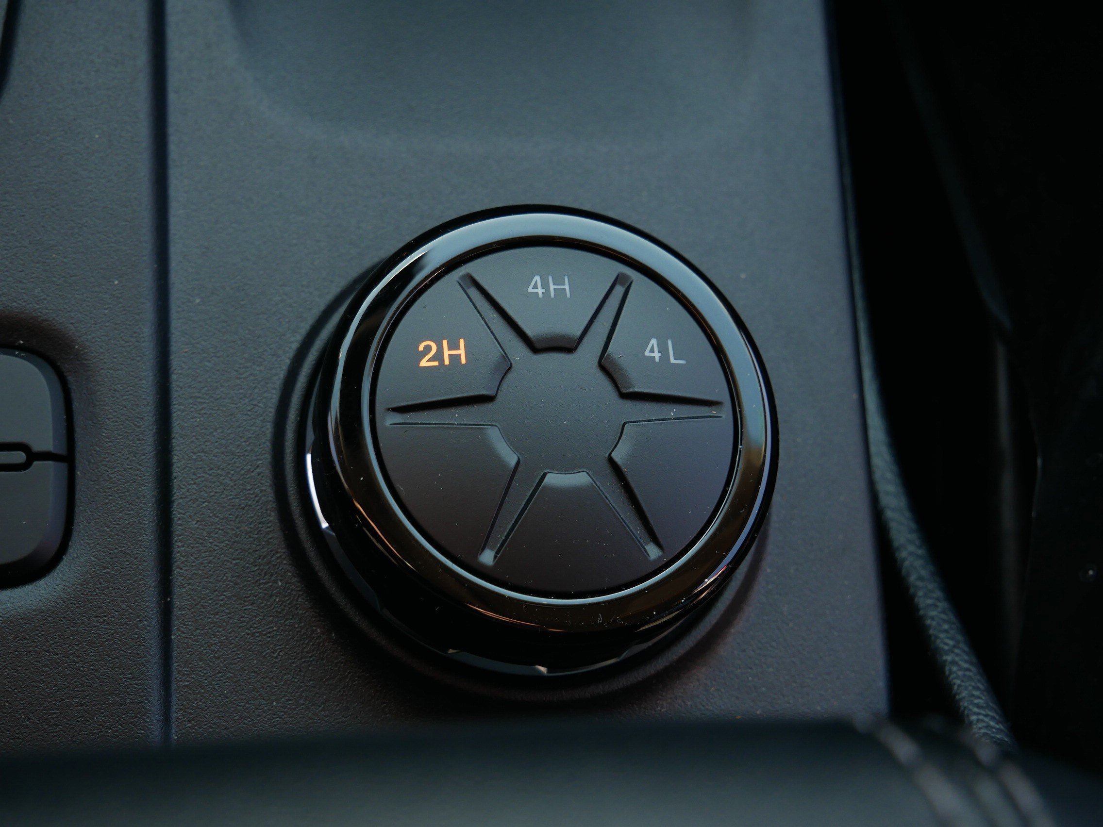 Used 2025 Ford Ranger XLT w/ Technology Package image 31