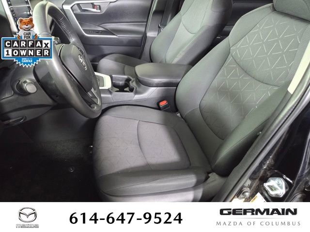 Used 2021 Toyota RAV4 XLE w/ Convenience Package AWD/4WD image 18